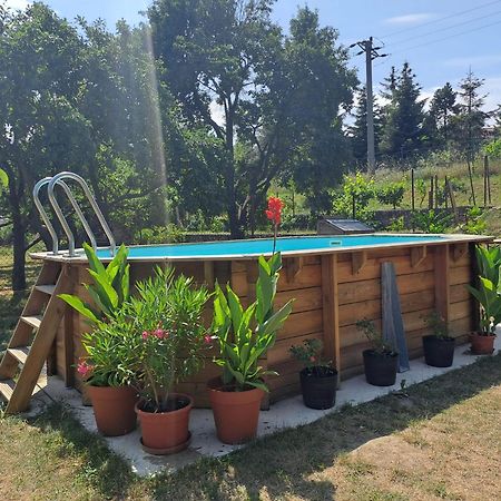 Valen Apartmany Валтис Екстериор снимка